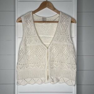 Cream A New Day Sweater Vest Size Large